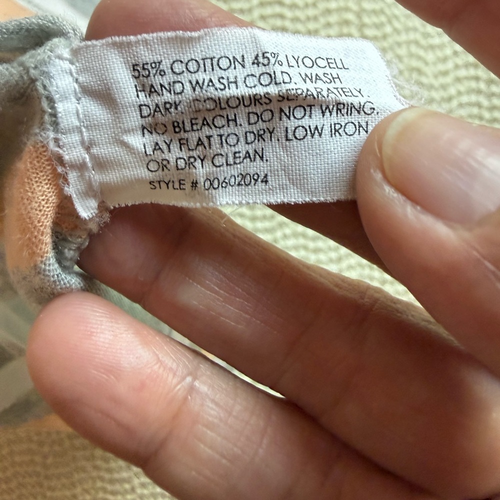 Club Monaco Women’s Striped Gray and Orange T-Shirt - Picture 6 of 7